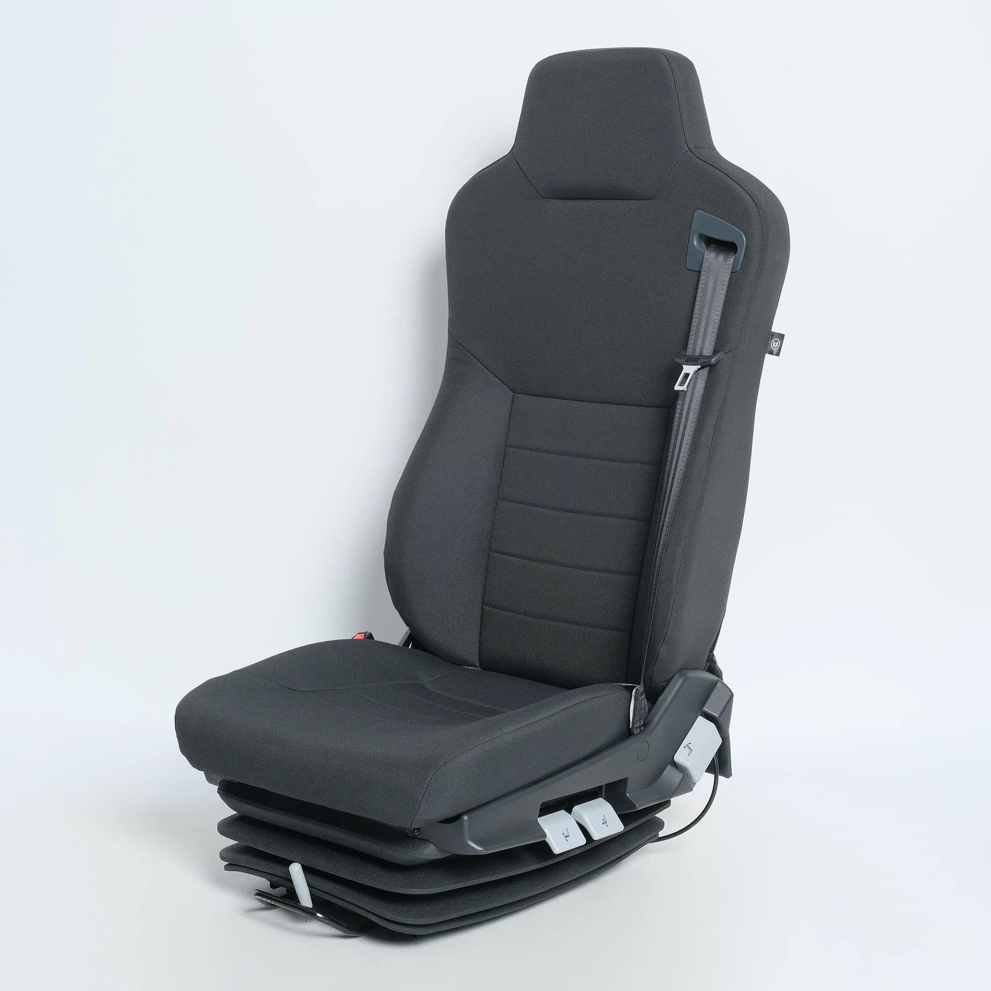 Original Isri6860 Style Pneumatic Suspension Driver Seat Modified for Heavy-Duty Trucks