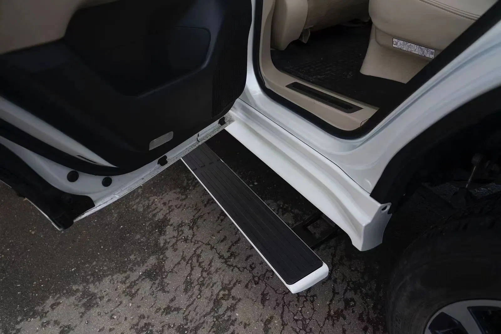 Weijia Universal 4X4 Auto Accessories Run Automatic Power Electric Running Board Car Side Step for Toyota Land Cruiser LC300