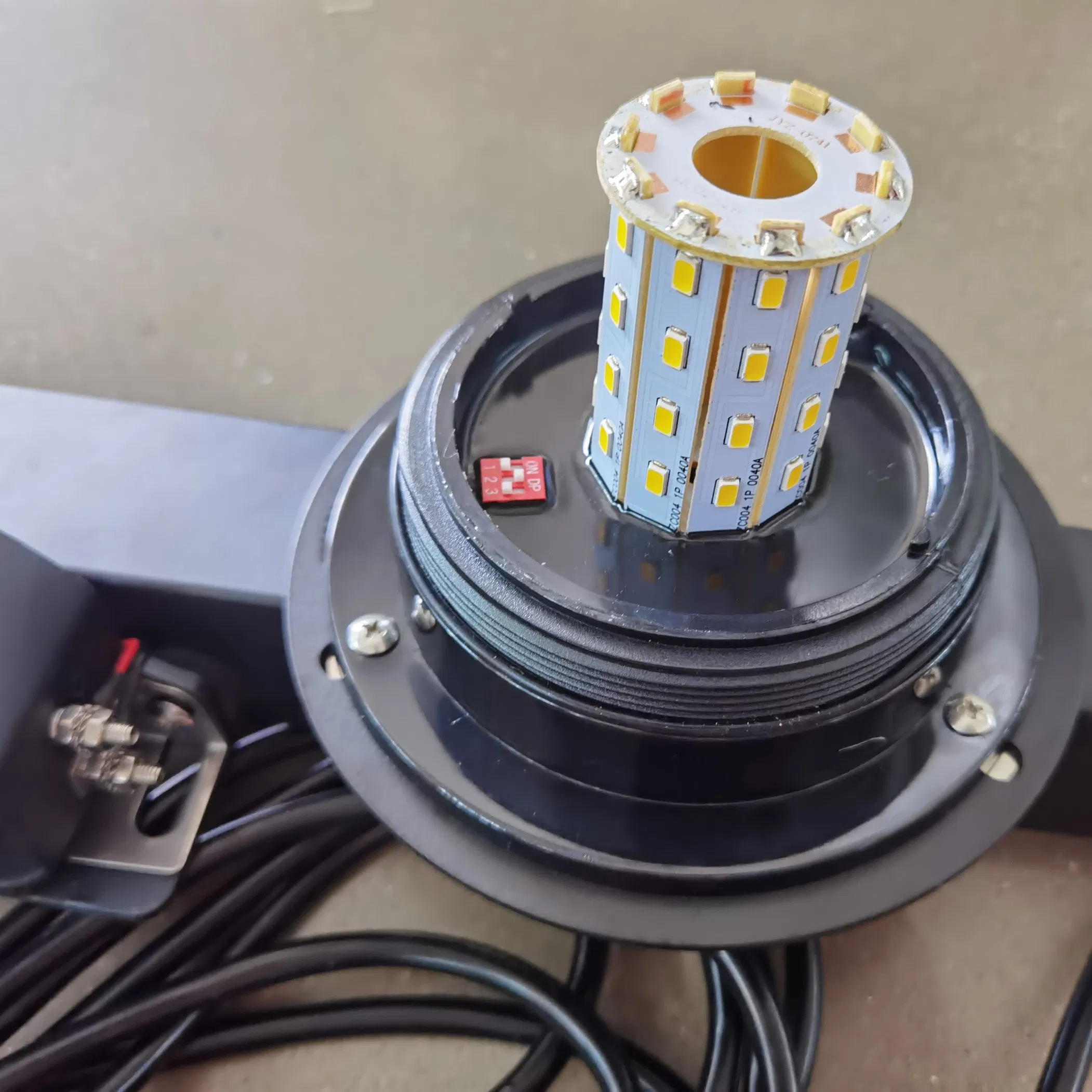 Строб-световая лента для карьерных самосвалов и грузовиков