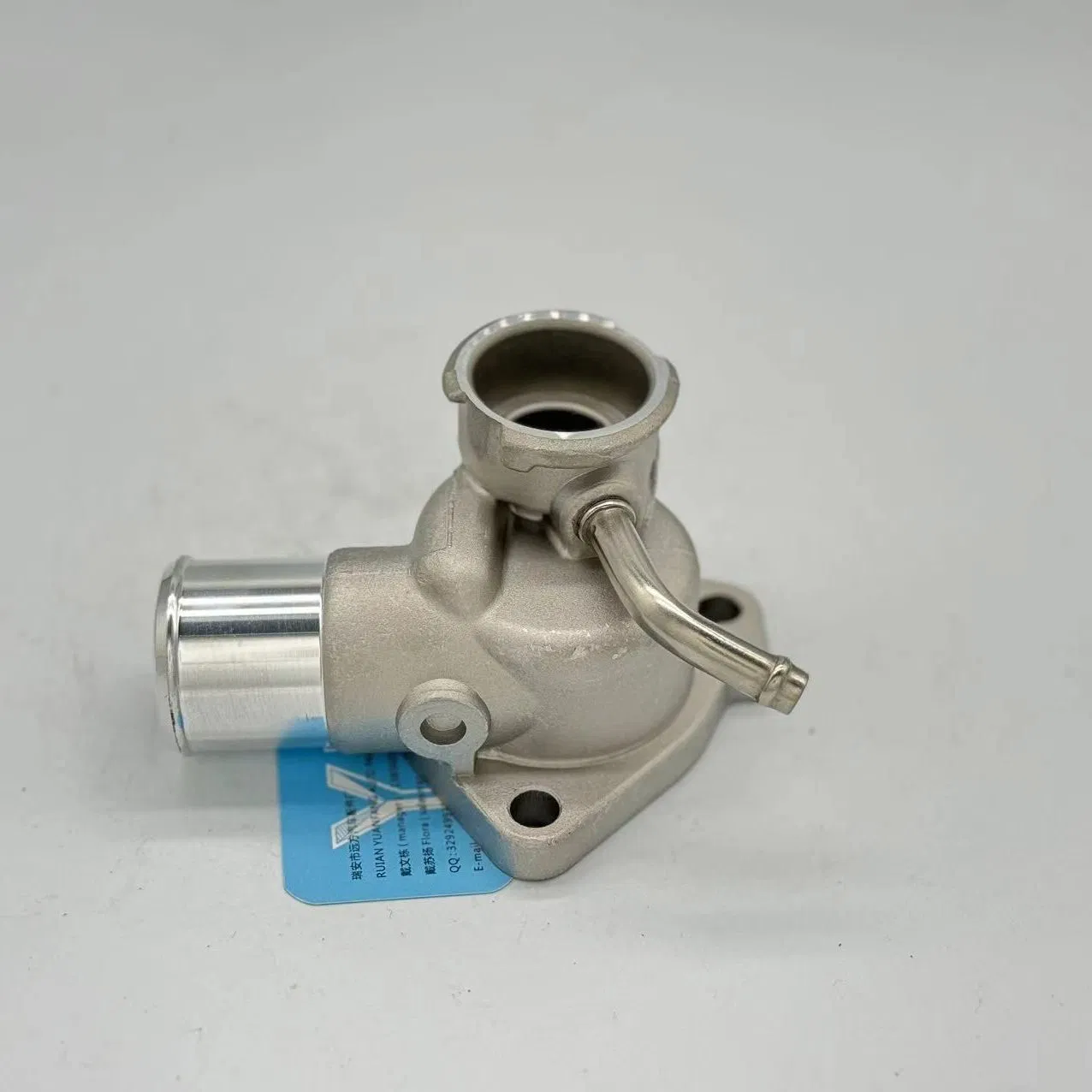 Корпус термостата алюминиевый для Toyota Hiace 16331-54111