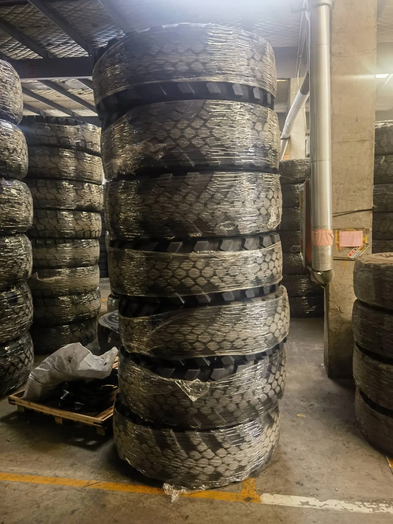 425/85r21 Tyre Hot Selling in Russia and Central Asia Markets