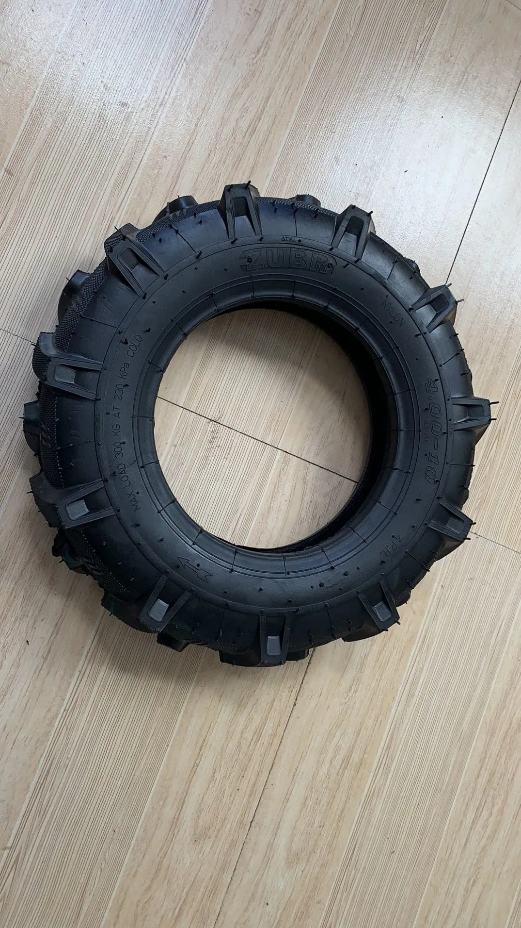 Шина 4.00-10 для мини-культиватора и трактора