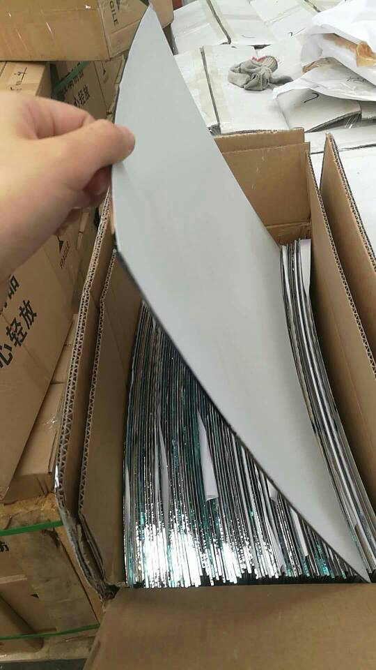 Supply 1.8mm 2mm 305mm*407mm Convex Concave Mirror Glass