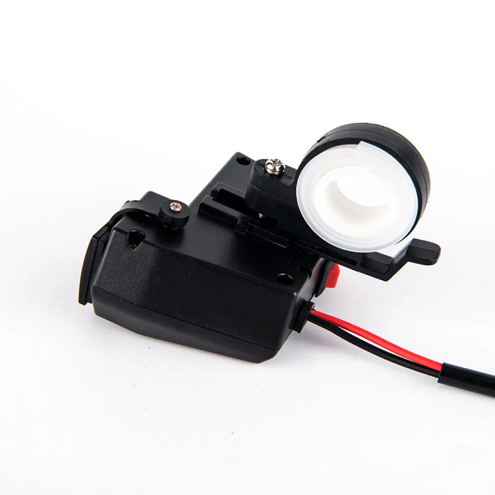 USB-зарядка для мотоцикла 12V/24V с индикатором напряжения