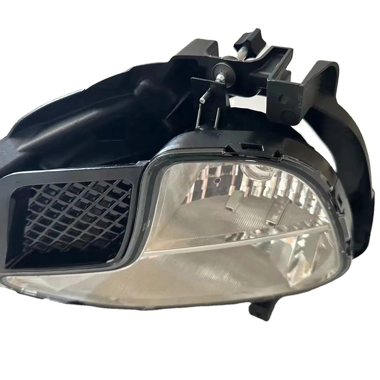 Противотуманная фара Ssangyong левая передняя