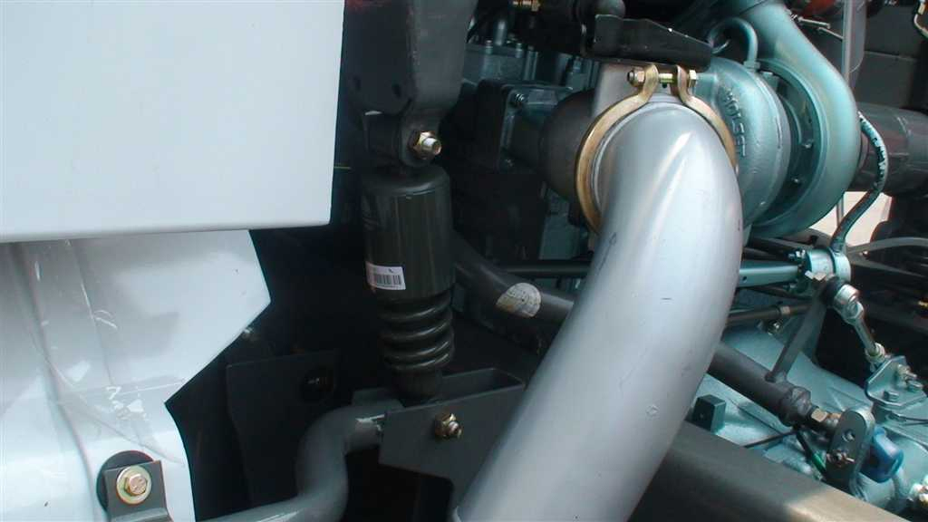 Heavy Duty Truck HOWO Shaanxi Automobile Delong Rear Suspension Shock Absorber Wg1629440091