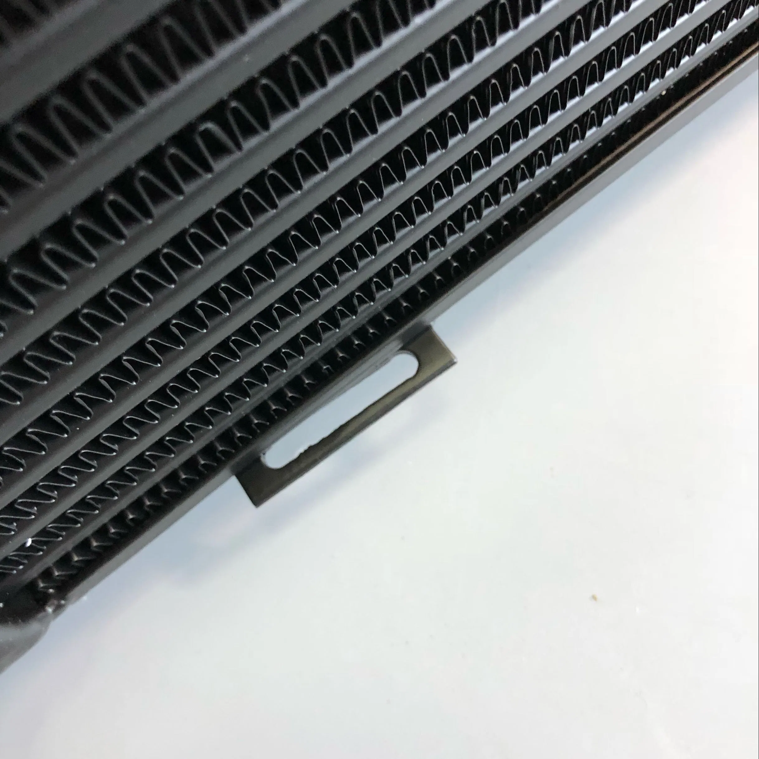 Интеркулер алюминиевый для BMW 335D