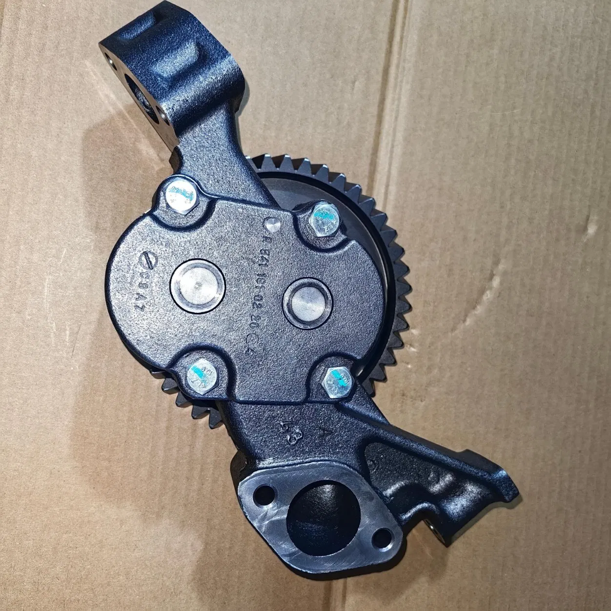 Масляный насос Doosan 65.05100-6188 для двигателей DV11/DV15