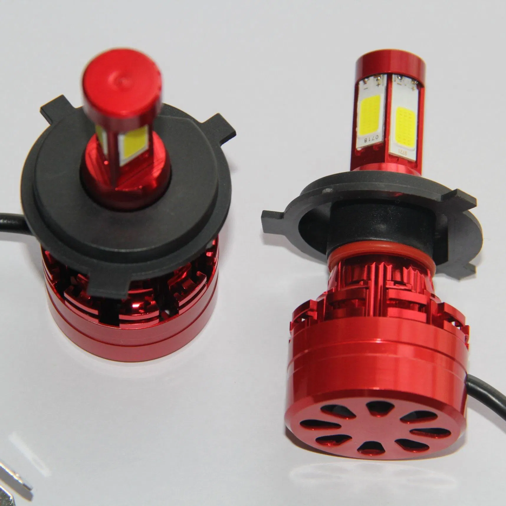 12V/24V 1.2A 35W Auto Accessories High Power Car LED Lamp Bulb for Motorcycle Headlights