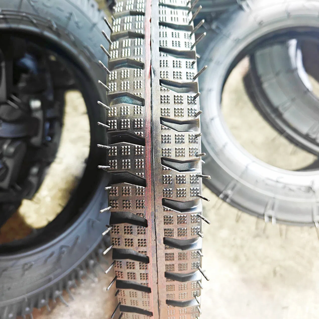 Small Agricultural Machinery Tire Tricycle Tire Small Engineering Vehicles Tires 4.00-14