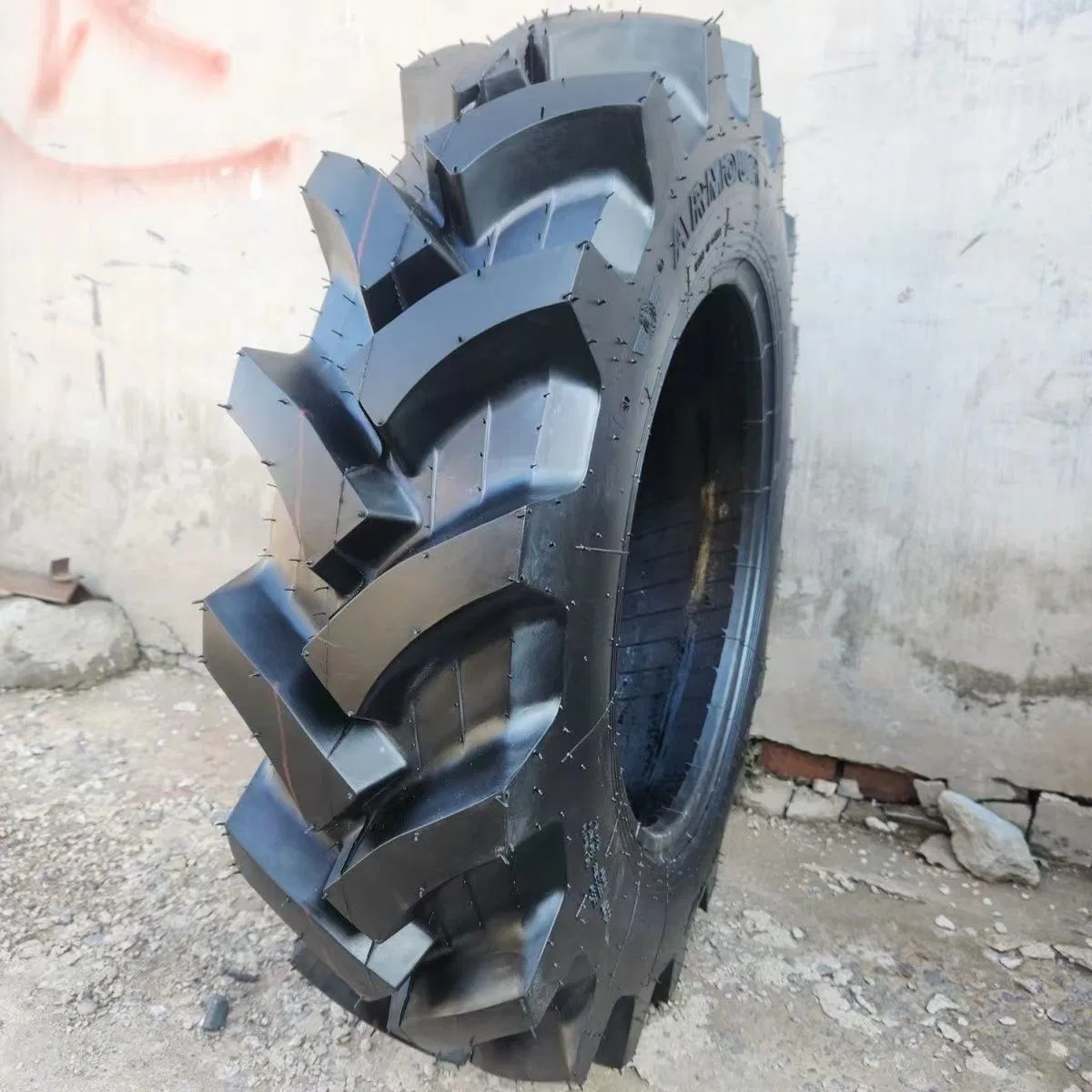 Agricultural Tyre, Tractor Harvester Universal, High Grip All Terrain Farm Tyre, Factory Wholesale Tyre