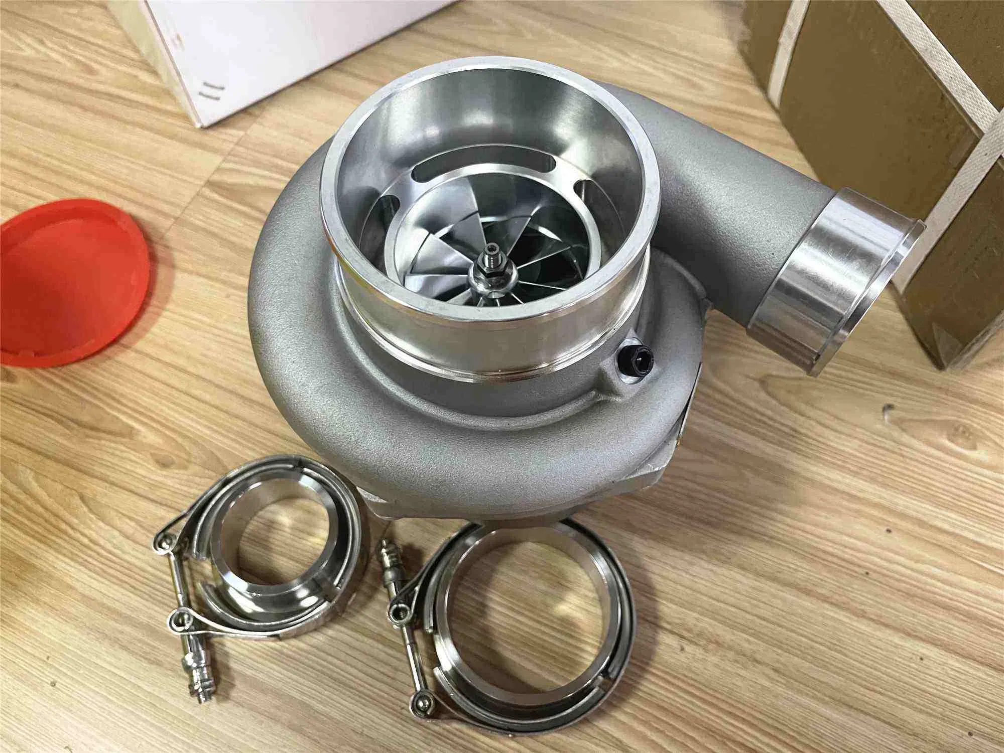 Турбокомпрессор Racing GTX35R с V-Band и a/R 82