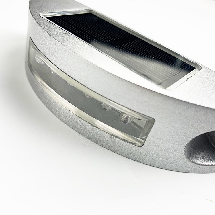 White Aluminum Case Solar LED Light Nice Road Stud with 5 Colors