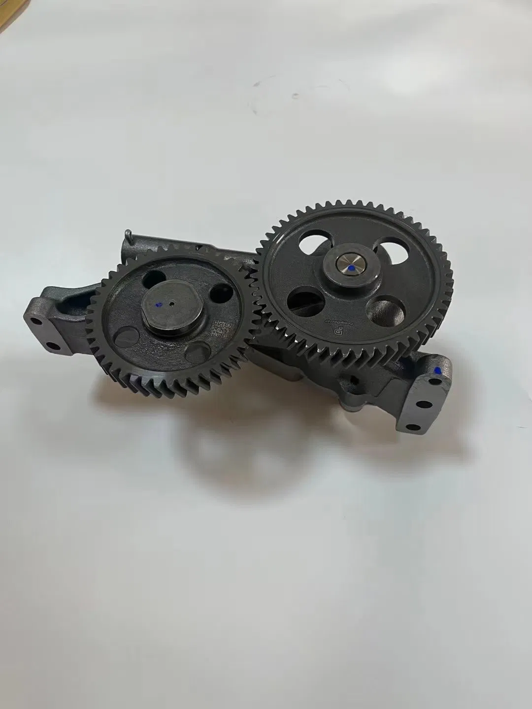 Масляный насос Mitsubishi 6D246D22 для экскаваторов Doosan