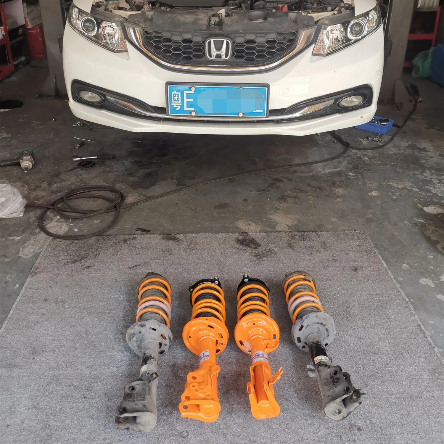 Good Quality Motorcycle Bajaj CT-100 Magnetic Shock Absorber