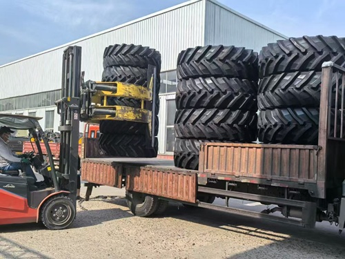 Bias Agriculture Tyre/Wheel for Harvester/Tractor and AG Machinery R4