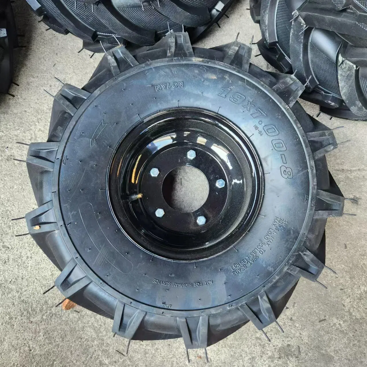 19*7.00-8 Agricultural Lug Partten Tire and Wheel