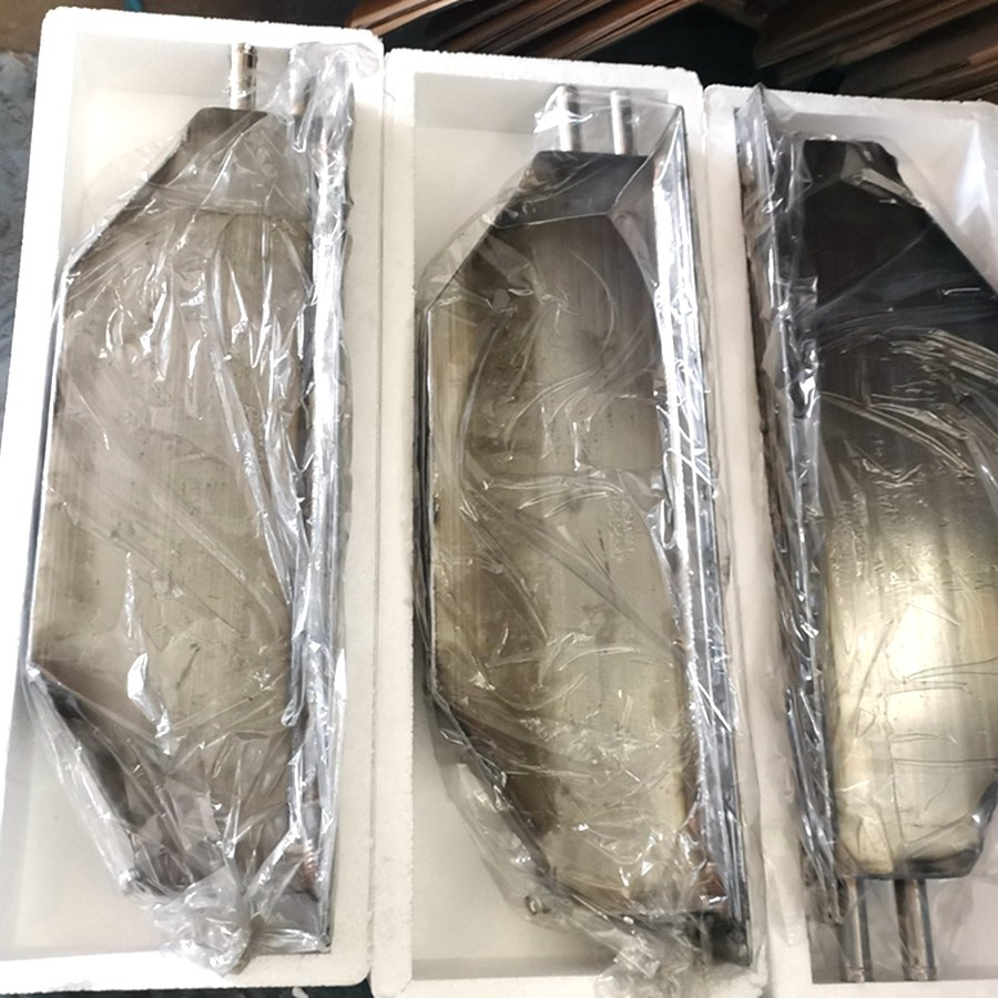 Интеркулер-охладитель для двигателя Cummins 6CT