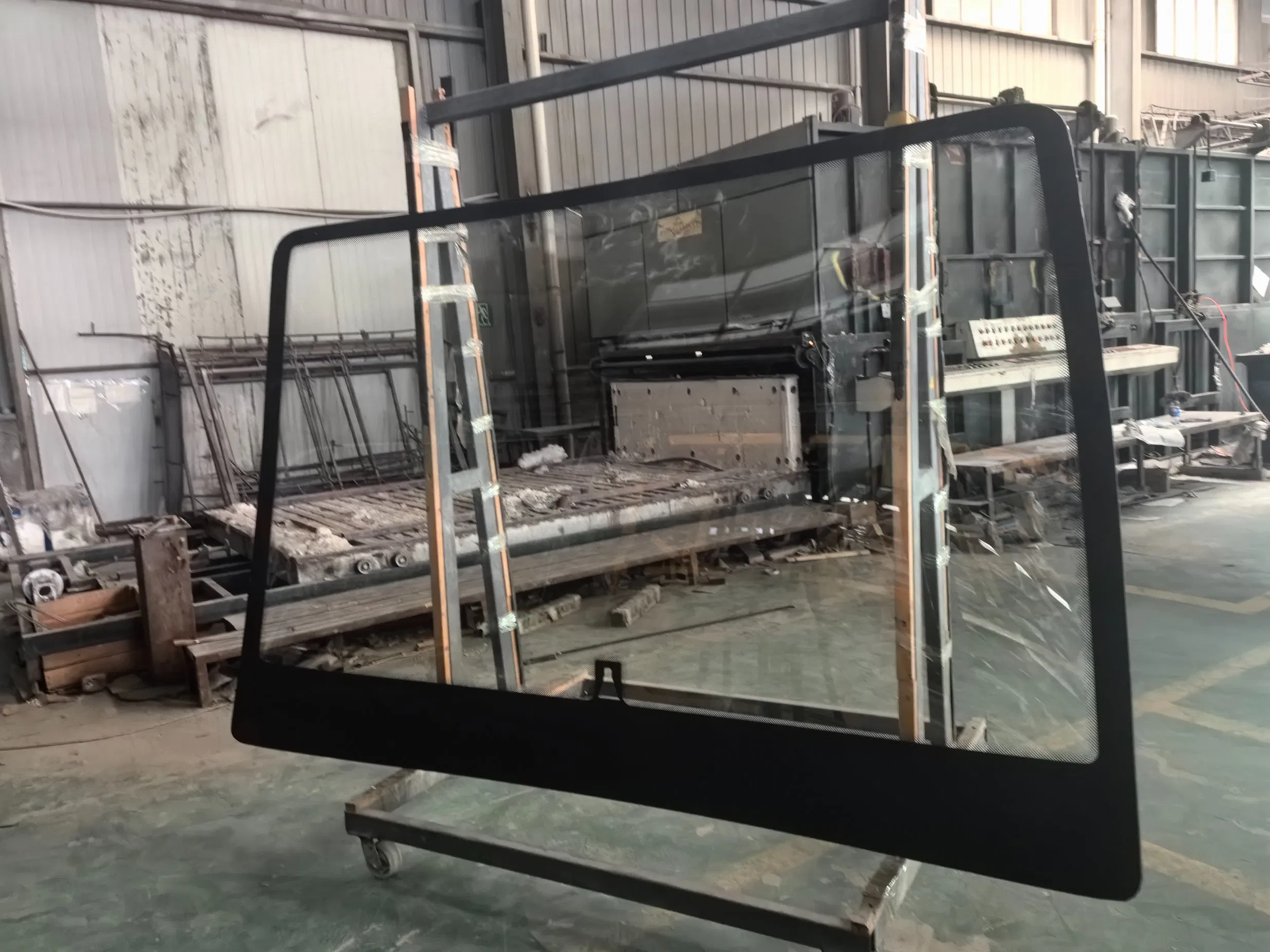 Clear Safety High Density Glass for Cab Front Window of Commercial Bus