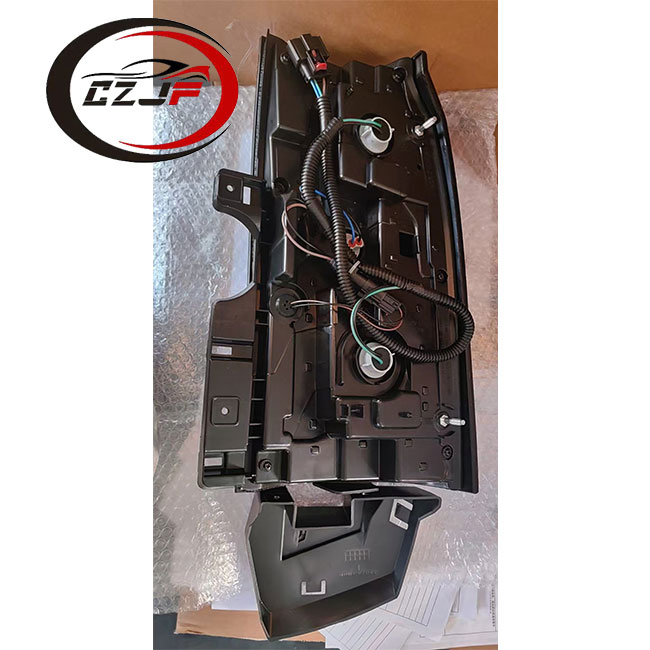 Стоп-сигнал для Chevrolet Tahoe 2016 (LED, 22783102/22783101)