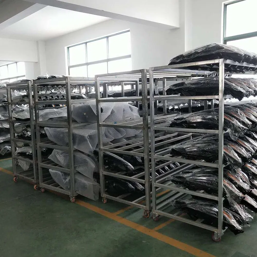 Tyj Factory Outlet Plug and Play Car Body Kit Auto Accessory Spare Part LED Tail Light Bulb Back Lamp for Camry 2021 Se Le