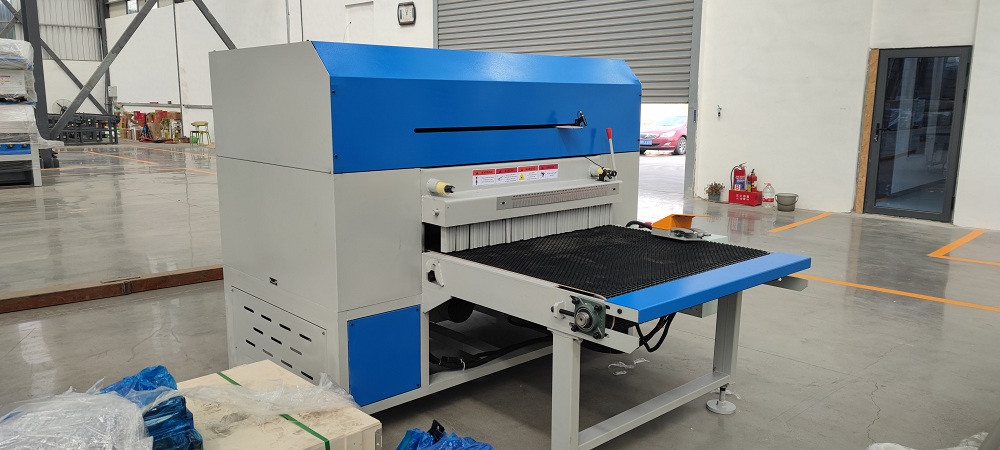 Гидравлическая автоматическая ленточная пила CNC