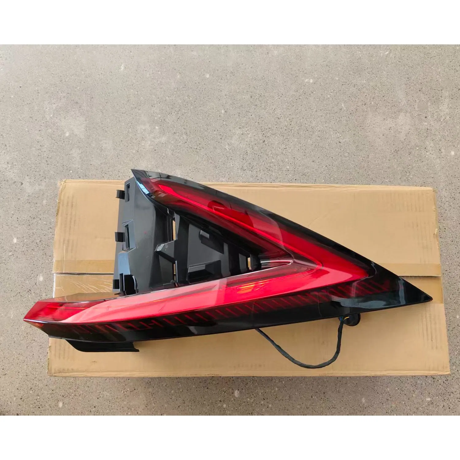 Uniform Light Band 24373166 Left Taillight Assembly, Wuling Xingguang, Original Factory Part