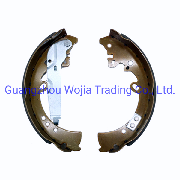 Комплект тормозных колодок (задние) Toyota 04495-0K120