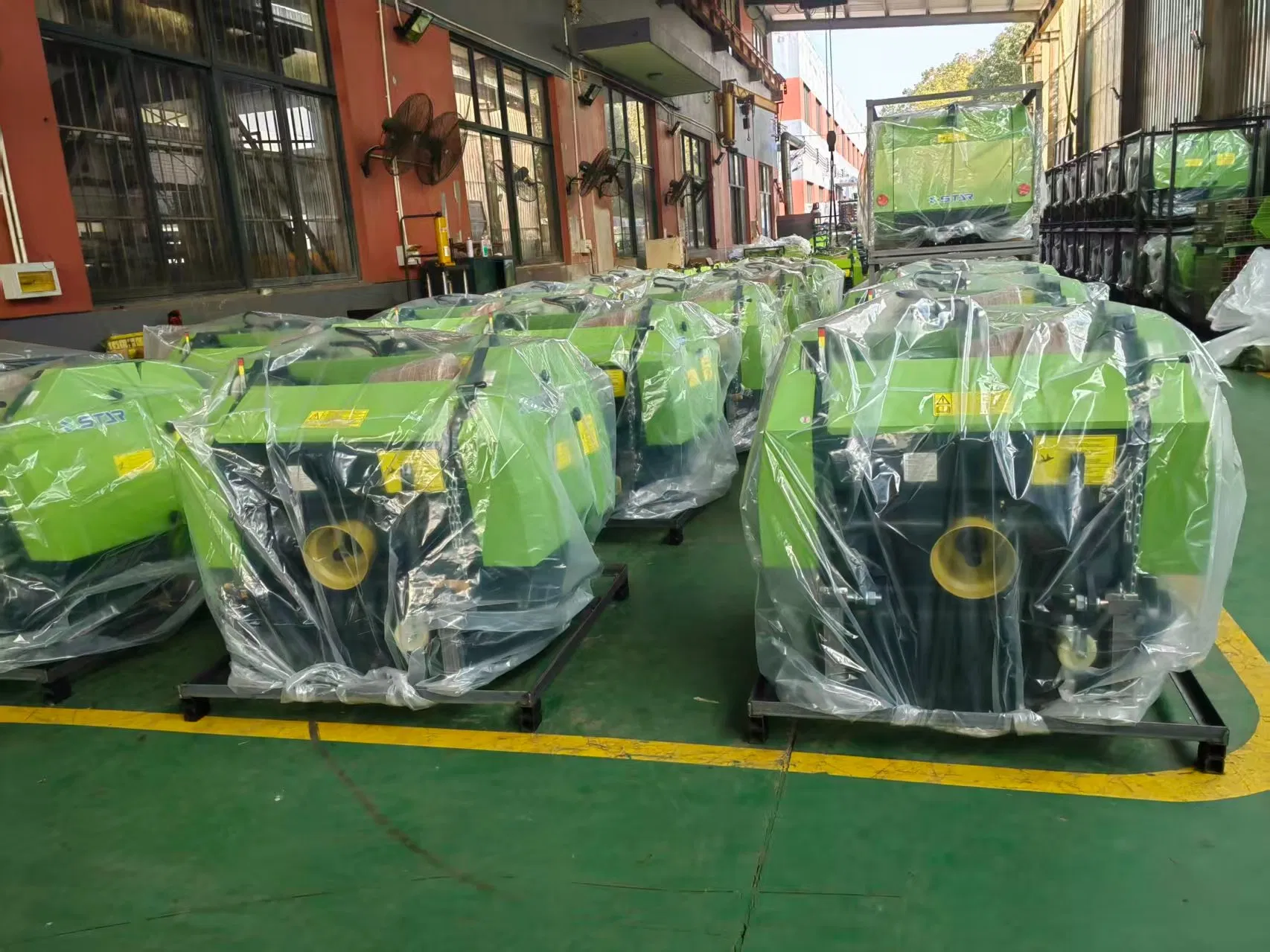 Мини-рулонный пресс-подборщик STAR MRB0870