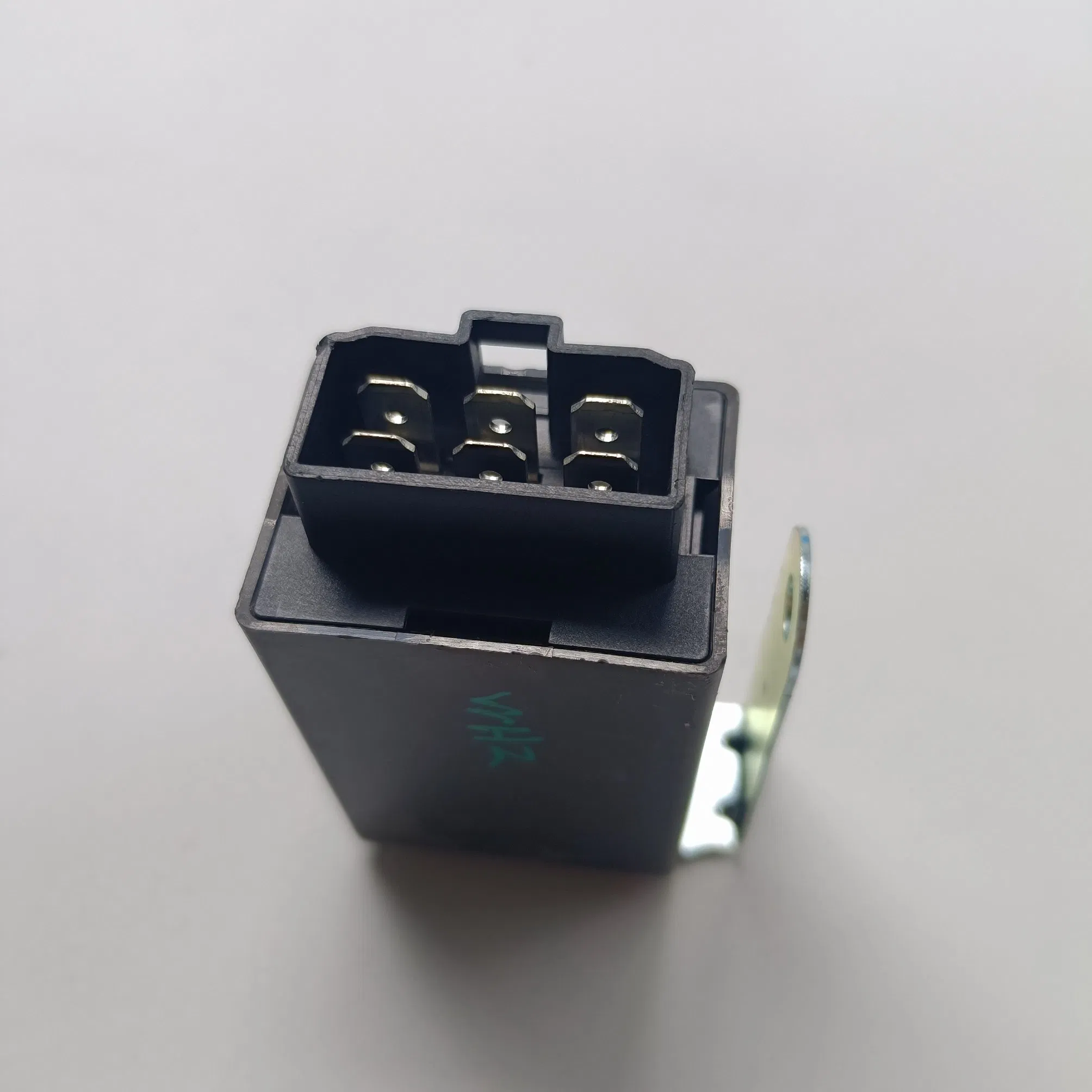 Реле стеклоочистителя FN1-17C499-AA для JMC 1040 Kaiyun