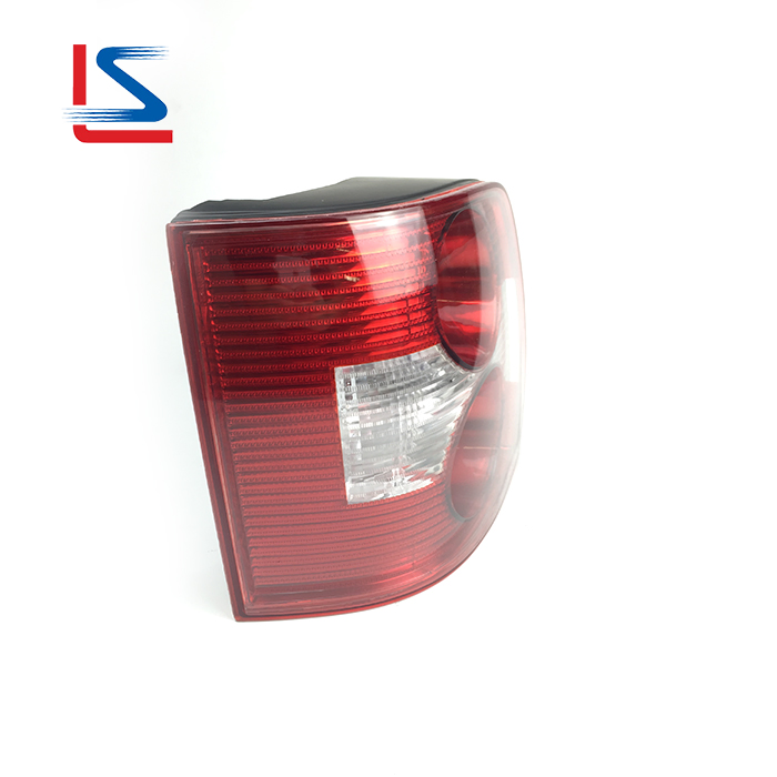 Auto Tail Lamp for Passat B6 Wagon 2000 - 2004 Auto Parts 441-1961 Halogen Rear Light