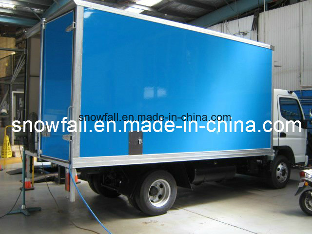 Lightweight and Durable Fiberglass Truck Body for Cargo Transport