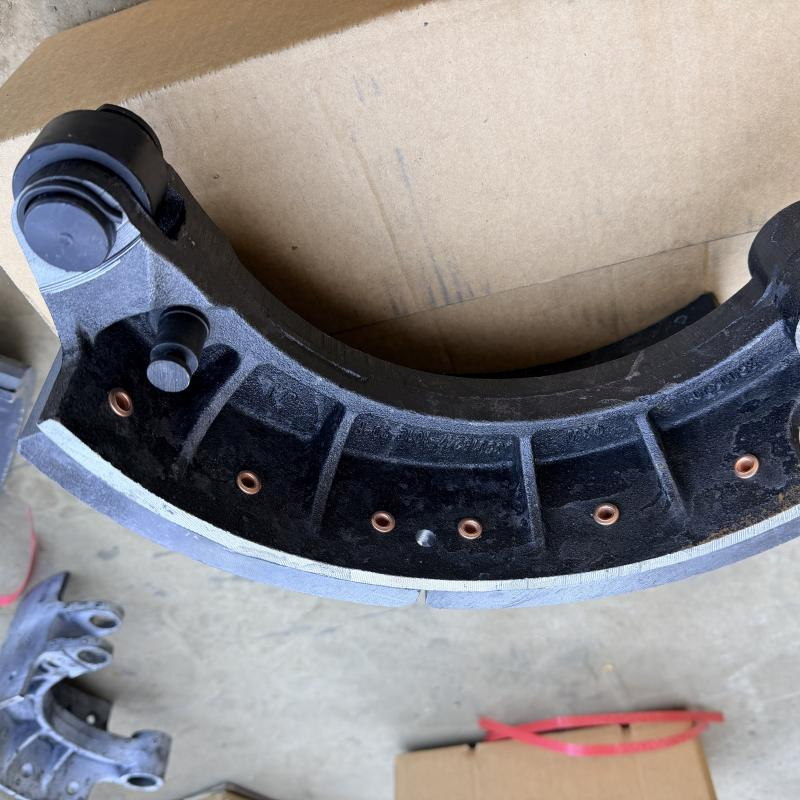 Тормозная колодка Yongxin 3501B247085WBS для грузовиков