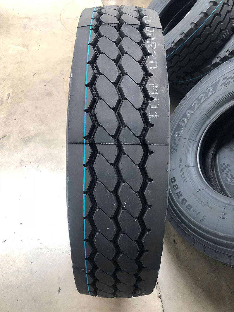 Ctm 13r22.5 315/80r22.5 385/55r22.5 385/65r22.5 315/70r22.5 435/50r19.5 445/45r19.5 Truck Tyre
