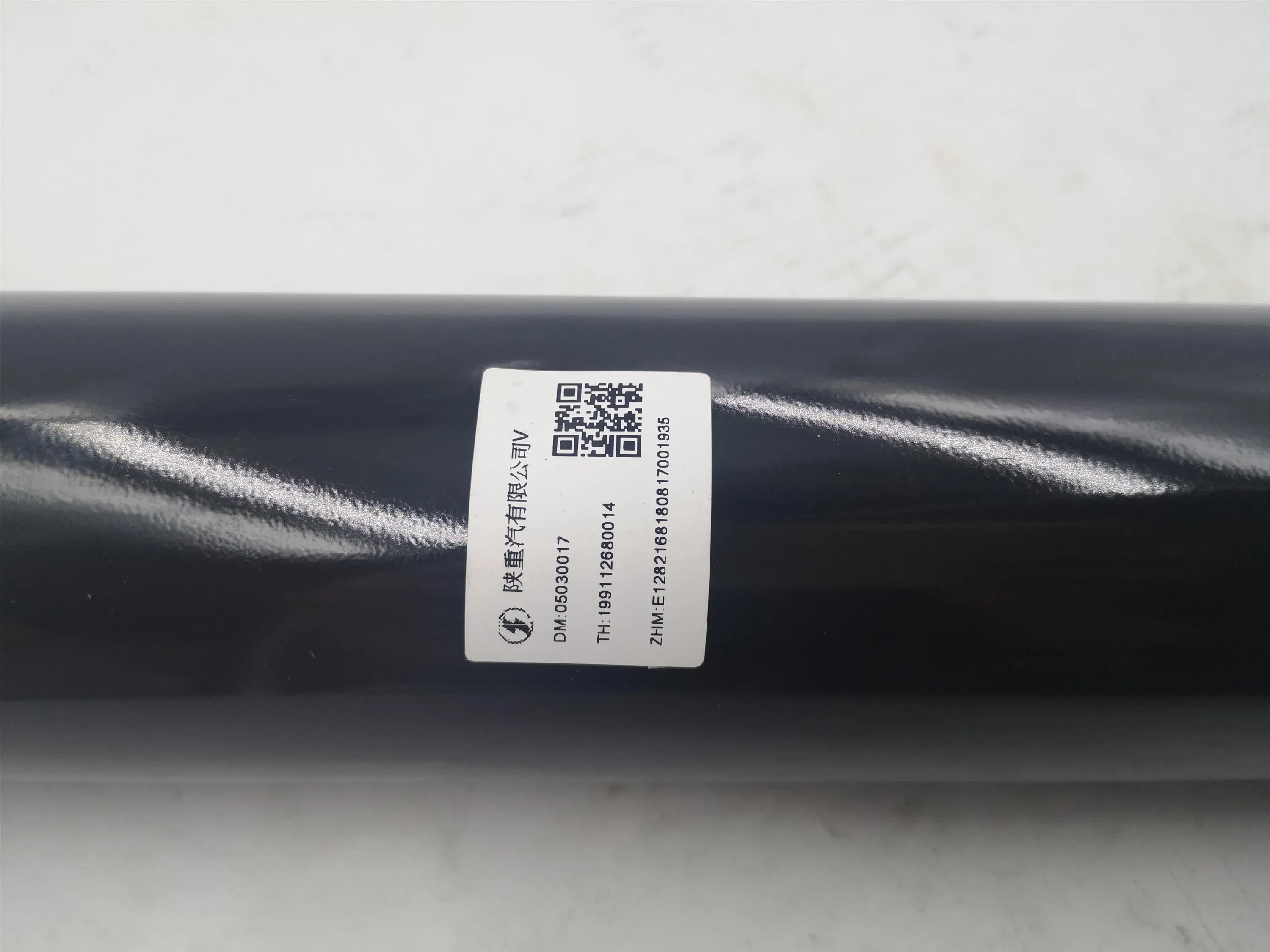 199112680014 Front Axle Shock Absorber for Shacman Delong F2000 F3000 X3000 M3000 Truck Spare Parts Shock Absorber