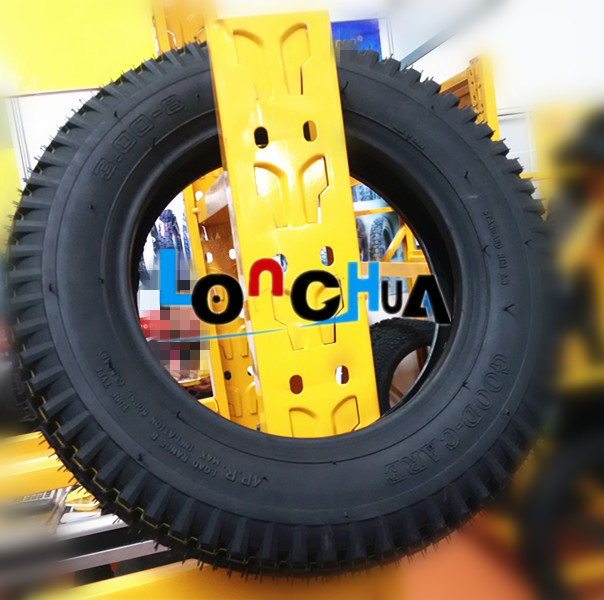 Мотошина 3.25-18 из натурального каучука