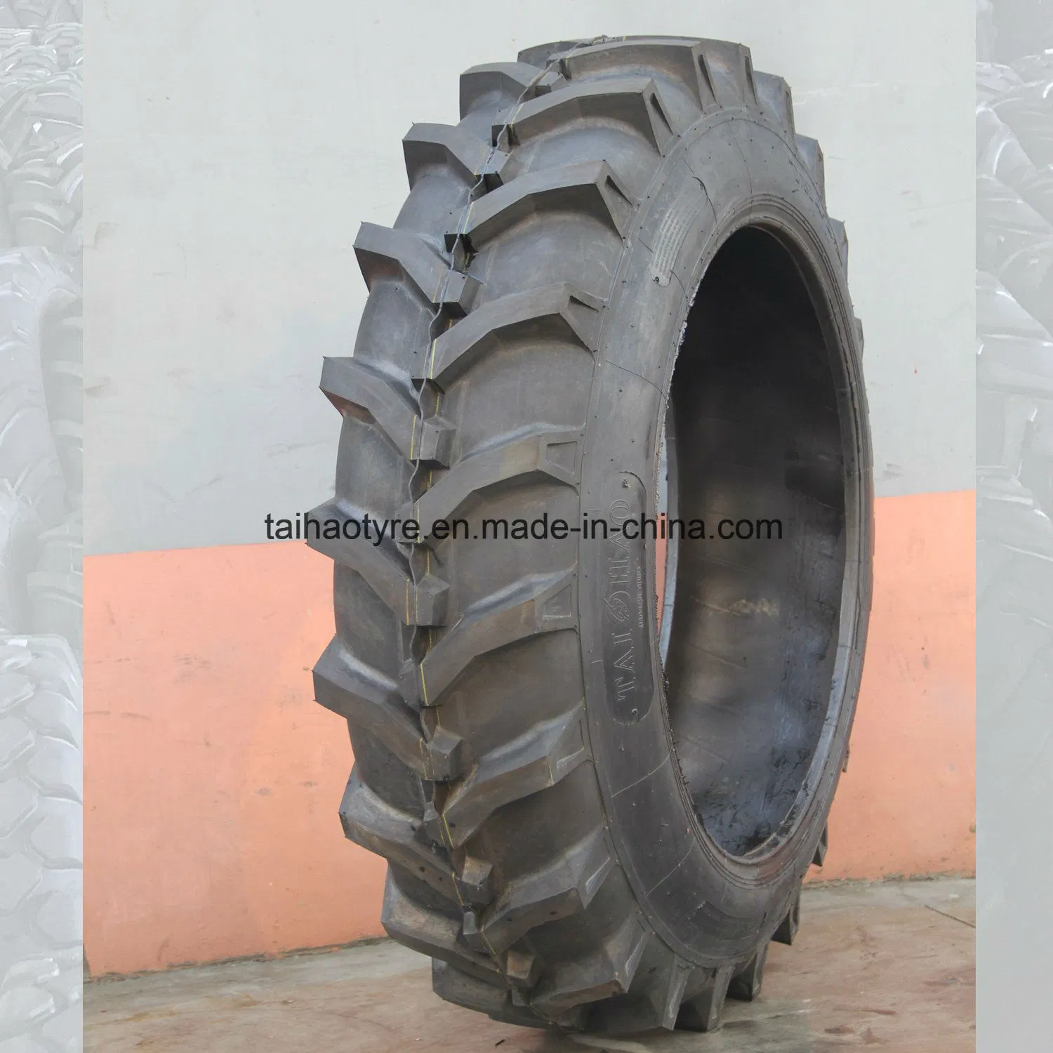 18.4-30 18.4-34 18.4-38 20.8-38 23.1-26 R1 Tyre Agriculture Tractor Tyre