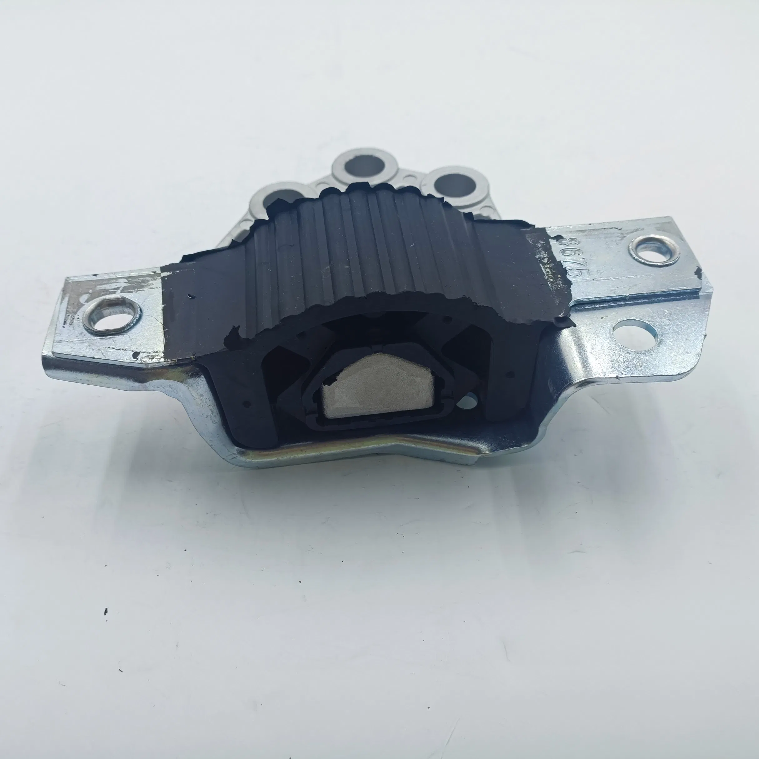 Опора двигателя Esaever 51983866 для Jeep