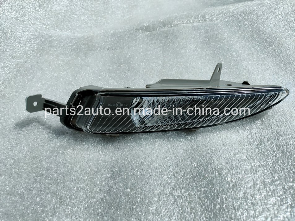 Противотуманная фара и рамка для Opel Astra J 2013-2018