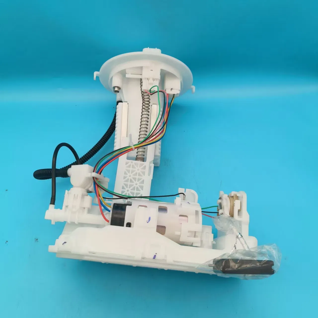 Топливный насос 77020-0A160 для Toyota Corolla Cross 2022