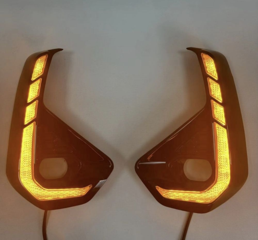 Светодиодные ходовые огни для Toyota Hilux 2024