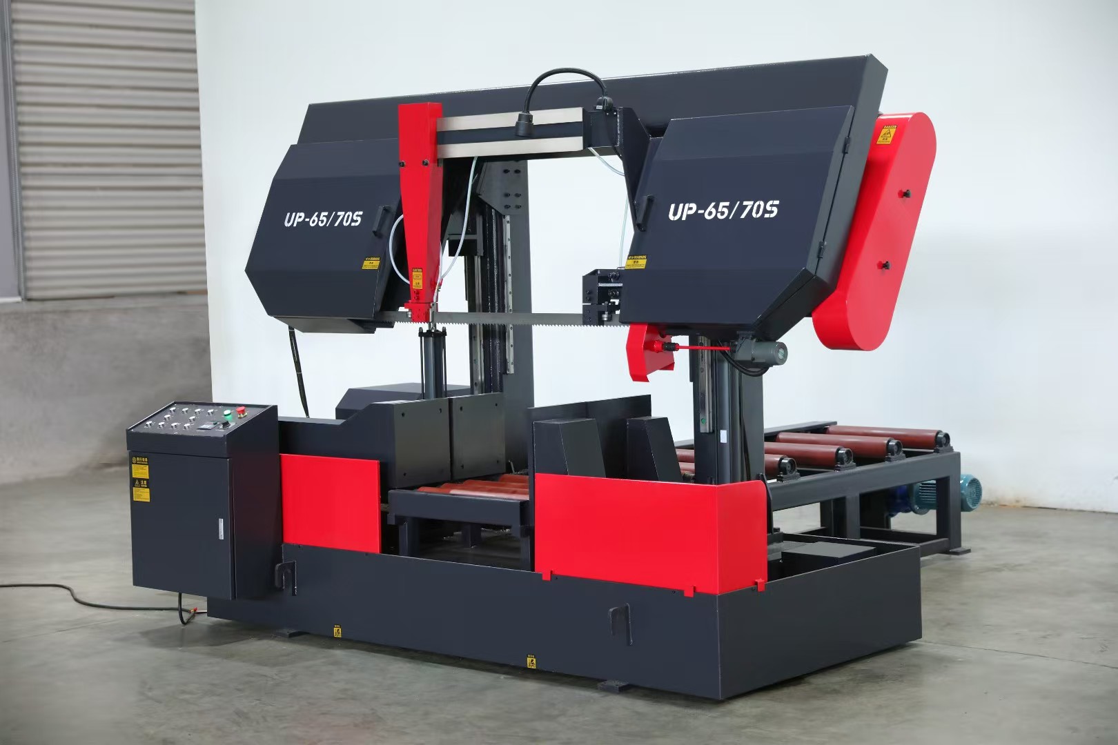 Высокоточная ленточная пила CNC для резки твёрдых металлов: нержавеющей и легированной стали