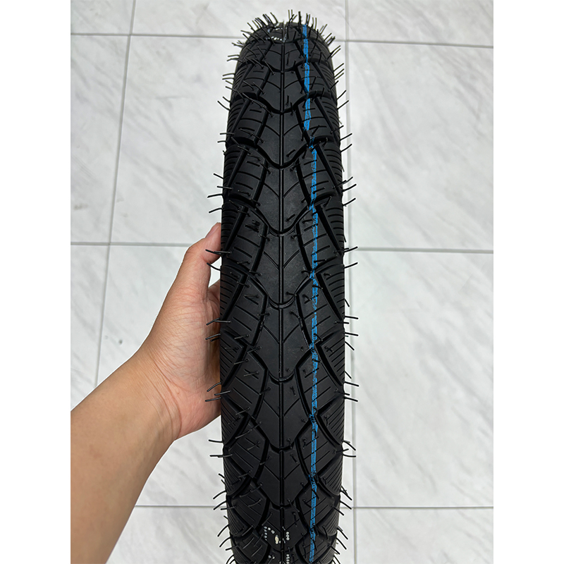 High Quality Motorcycle Tire 2.75-17 Tubeless Tyre for Motor Ds388