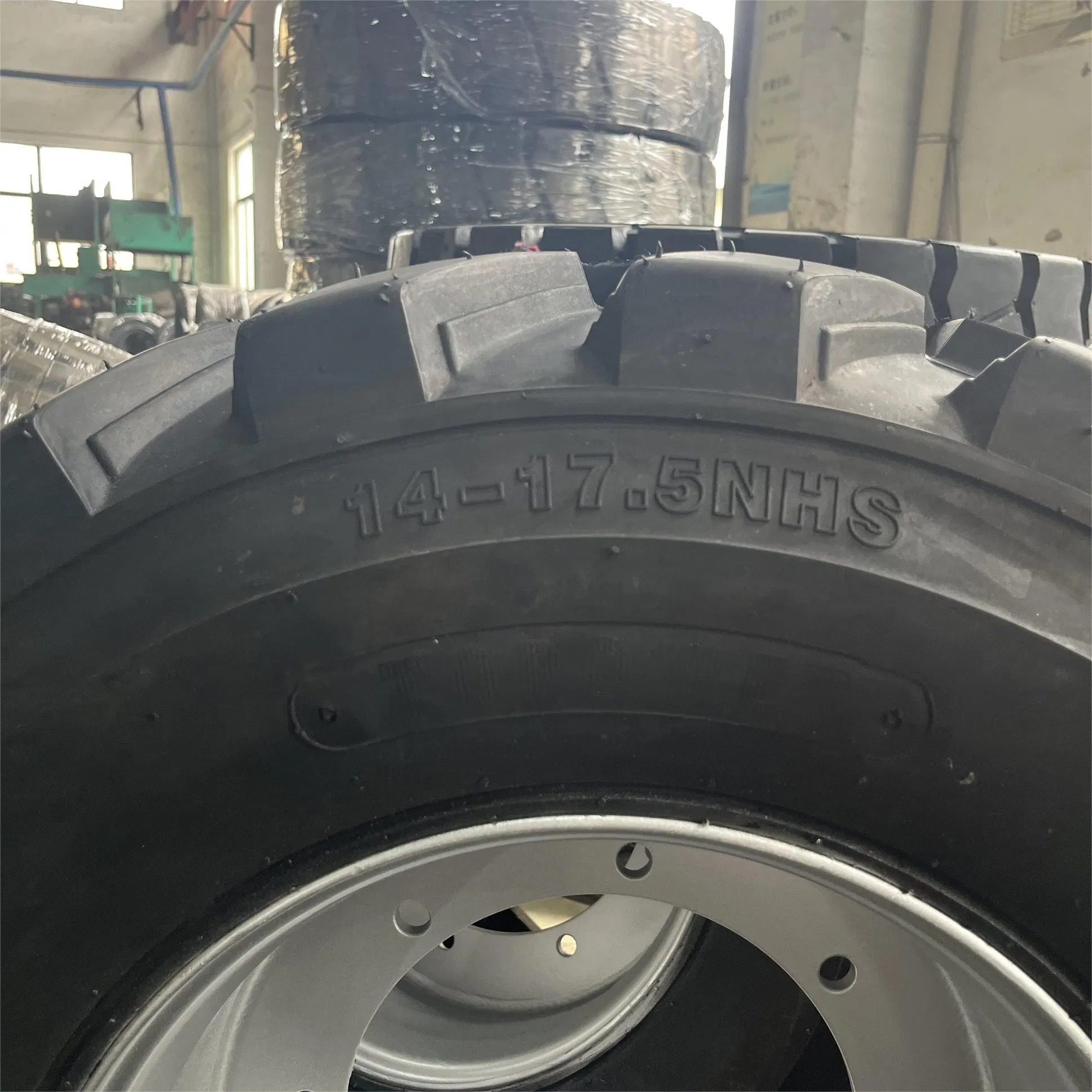 Шины цельнолитые с пеной PU для JLG, 14-17.5