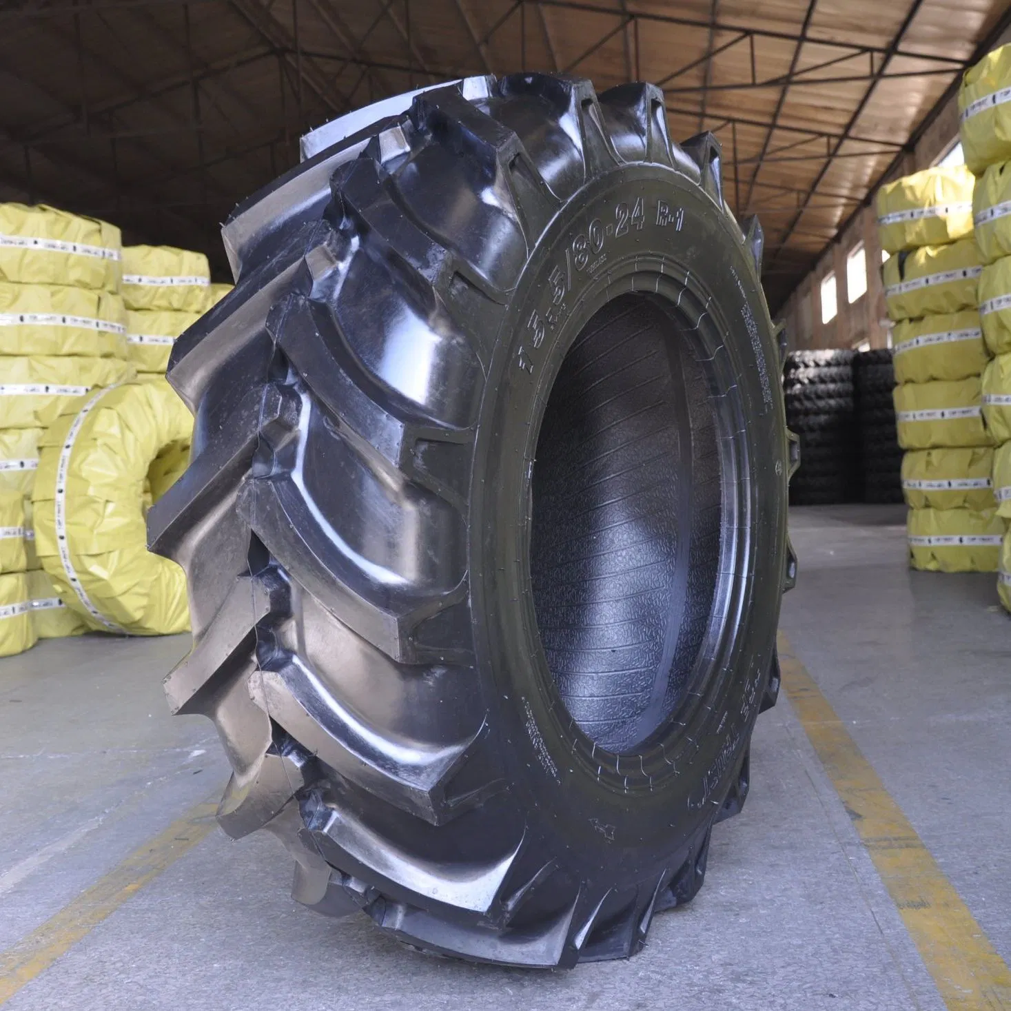 Tractor Farm Tyres 15.5-38 16.9-34 14.9-28 16.9/30 18.4/38 13.6/38 Agricultural 20.8/38 14.9/30 28L-26 19.5L-24 23.1-26 15L-24 11.00-16 OTR 20.5-25 23.5-25 26.5