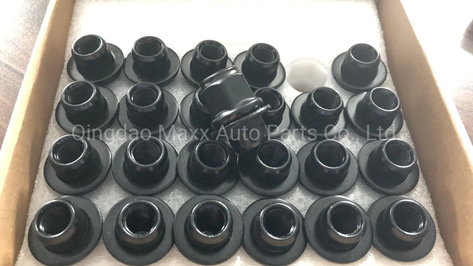 China Factory Autoparts Wheel Lug Nut Wheel Nuts