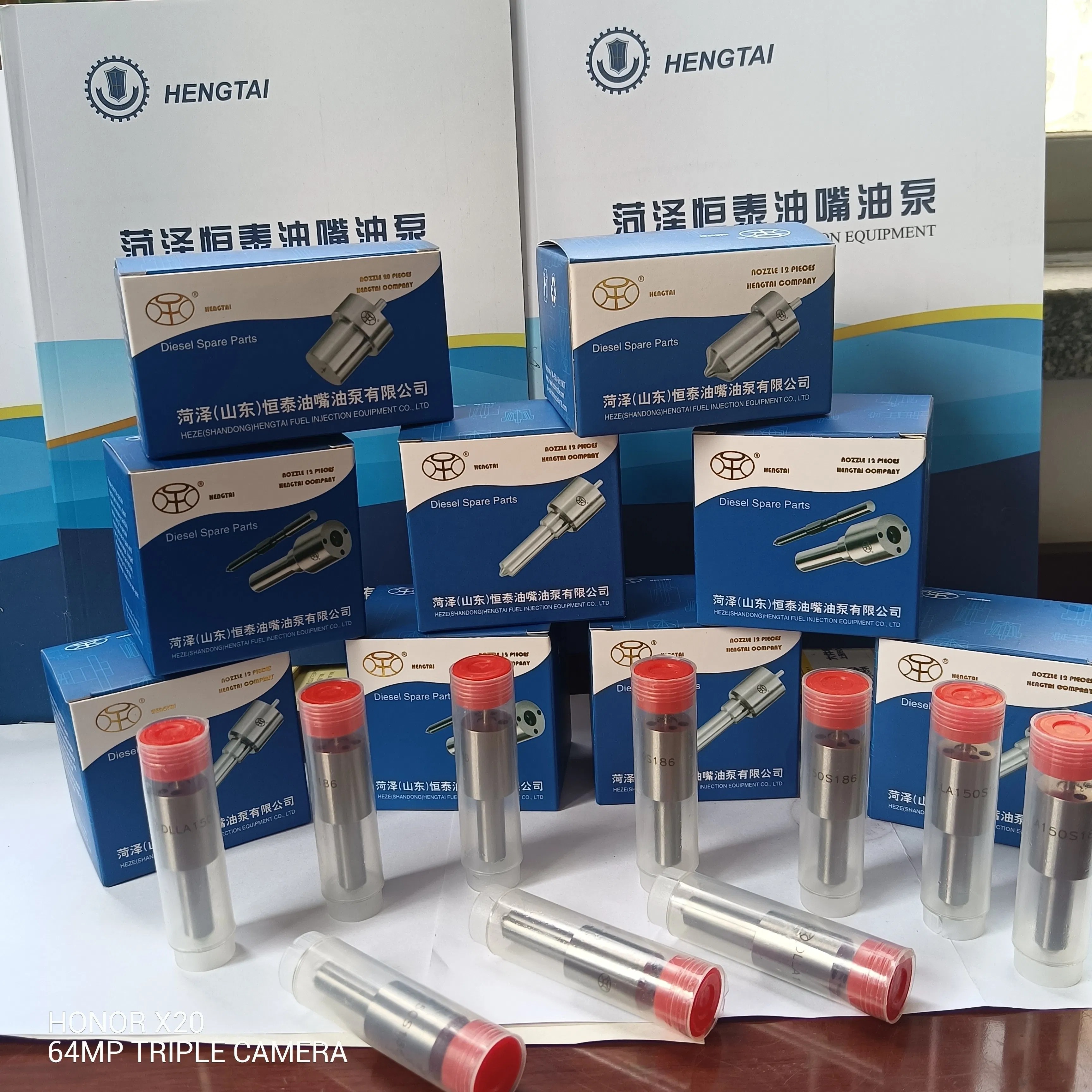 Injector / Injection Common Rail Diesel Fuel/Spray Pump Diesel Engine Parts Tractor Nozzle Price Dsla152p1603 0433 175 462