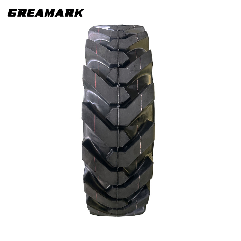 Solid Rubber Tires with Tractor Tyre 23.1-26 Price 9.00X Forestry Tires 28L-26 18/4/34 710/70r42