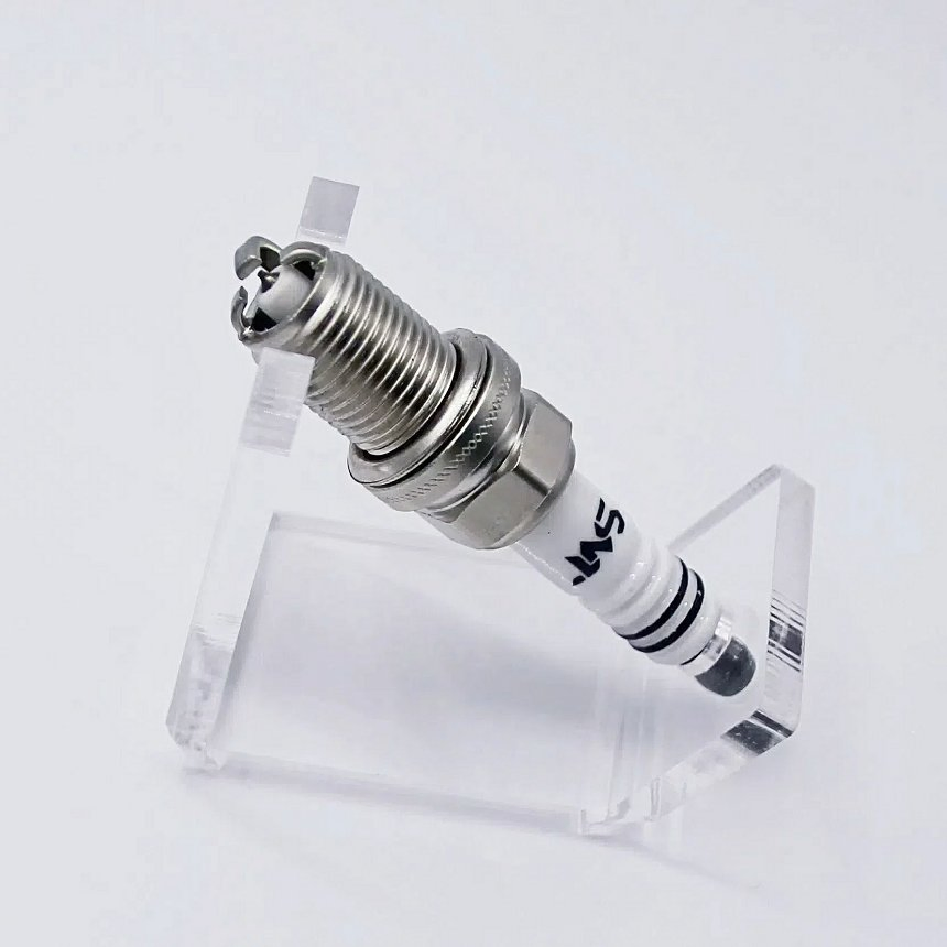 Иридиевые свечи зажигания SK20BR11 для японских авто