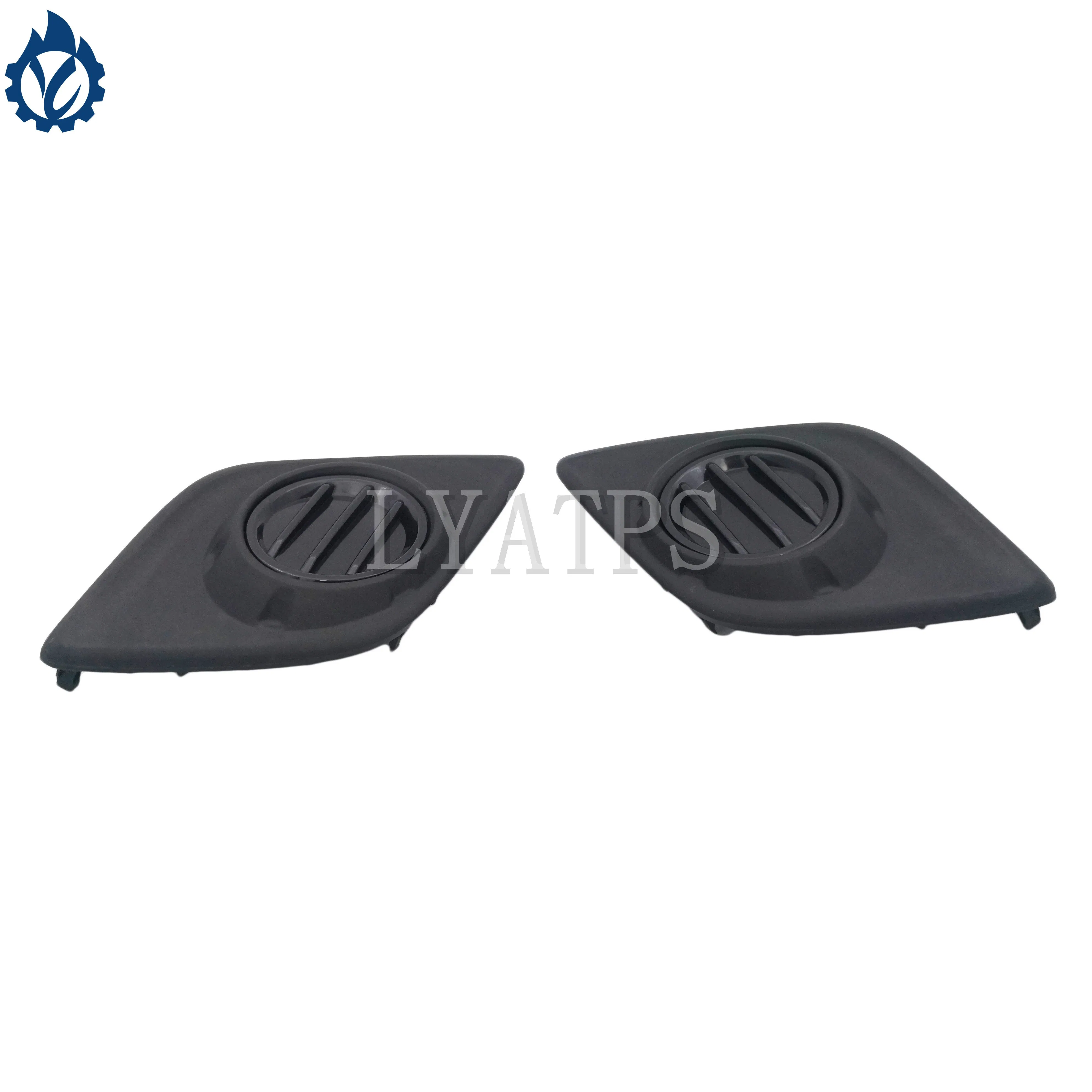 Защитная крышка противотуманной фары Toyota Revo 2015